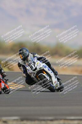 media/Sep-11-2022-SoCal Trackdays (Sun) [[81b7e951af]]/Turn 14 (1130am)/